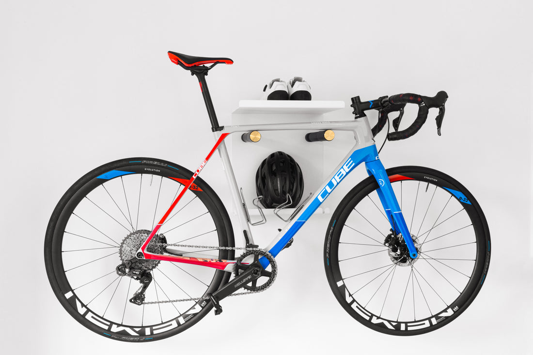 Shelvio by Macmilano – the newest modular shelf to consider your bike and gear as family